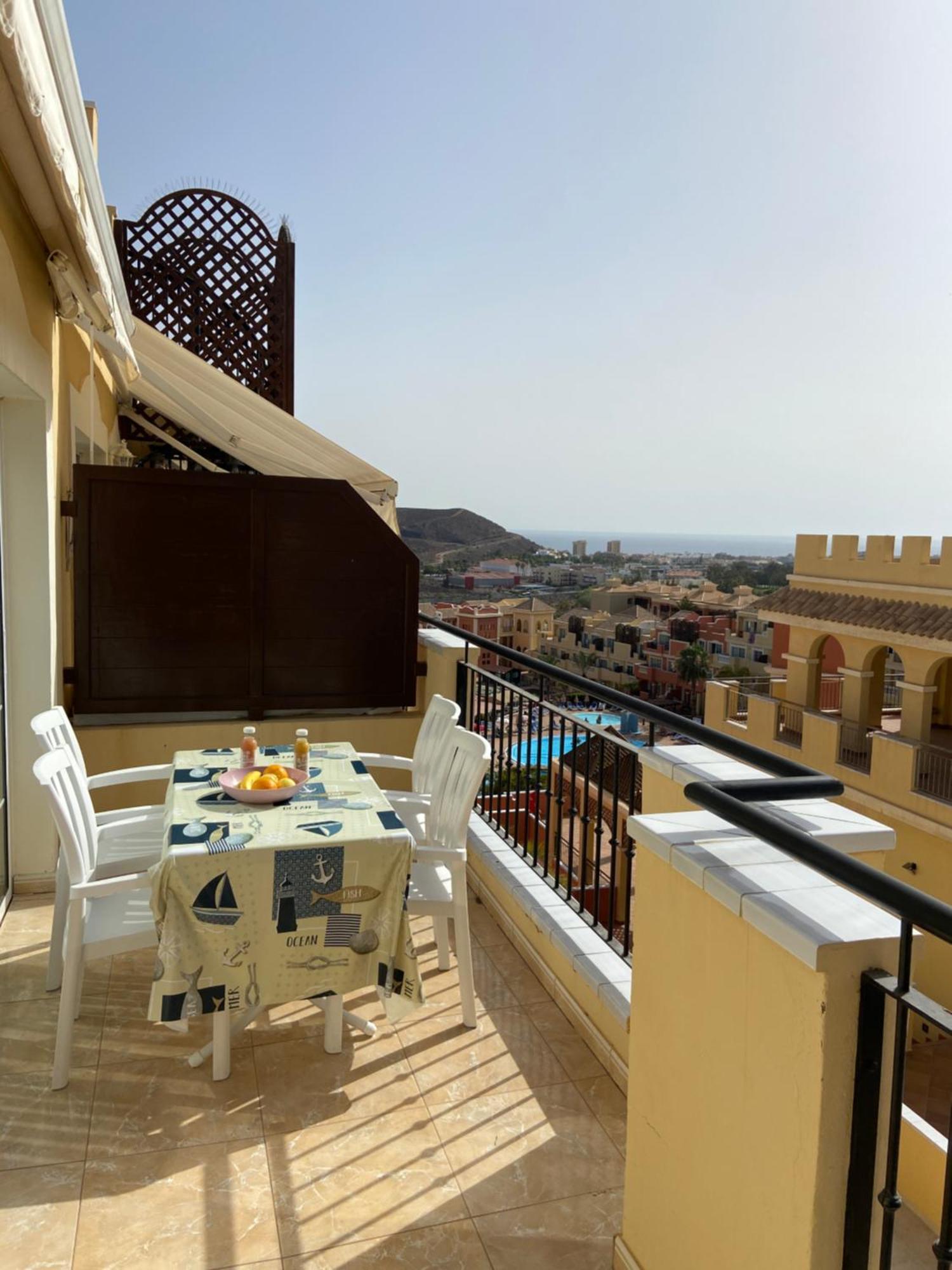 Amazing Penthouse Apartment Лос Кристианос Екстериор снимка